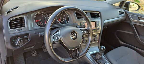 VW GOLF VII 1.6TDI  Motion BlueMotion. Carros
