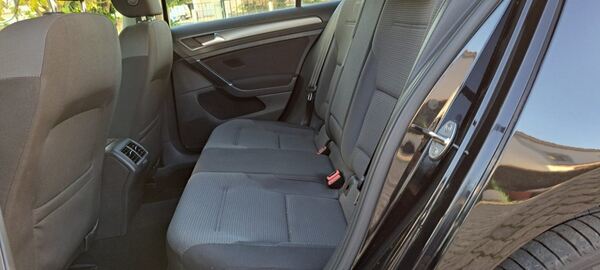 VW GOLF VII 1.6TDI  Motion BlueMotion. Carros