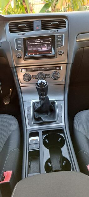 VW GOLF VII 1.6TDI  Motion BlueMotion. Carros