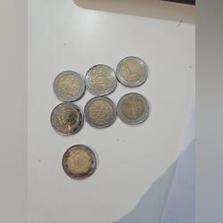 Vendo moedas 2 euros . Moedas