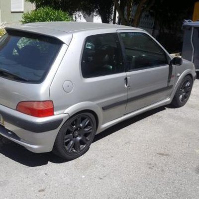 Vendo peugeot 106 gti ou troco por mota ou carro