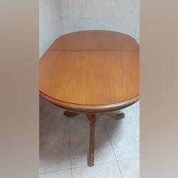 mesa de sala de jantar em madeira extensível . Conjunto de mesa e cadeiras