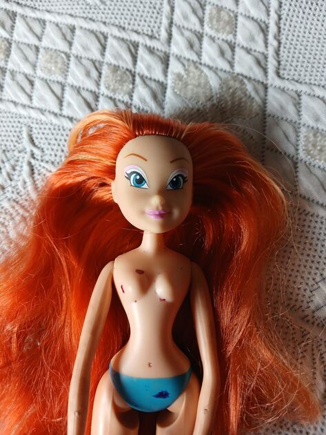 Boneca Winx Bloom - Rainbow 2009. Bonecas