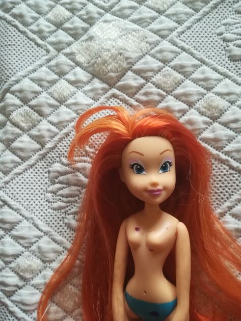 Boneca Winx Bloom - Rainbow 2009. Bonecas