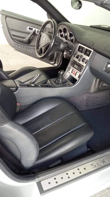 Mercedes SLK 230 (R170) Facelift. Carros