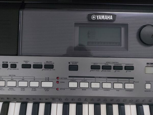 Piano/teclado YAMAHA. Pianos e Teclados