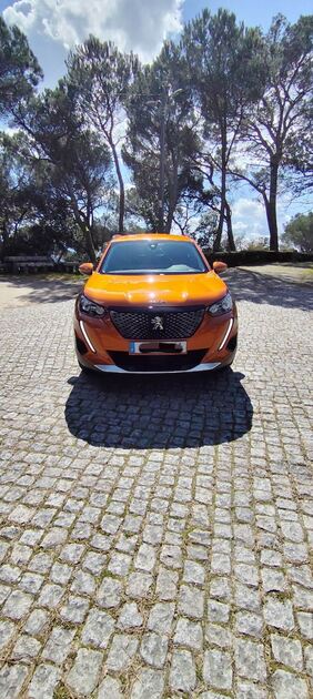 Peugeot 2008 1.2 PureTech Allure 130cv | 2020. Carros