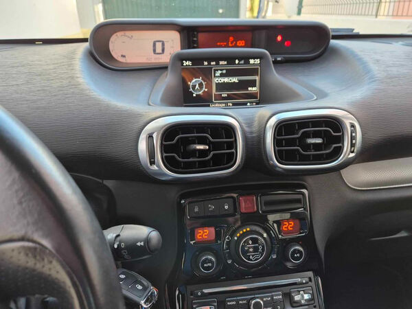 Citroën C3 Picasso SHBHY6 - 1.6 diesel / 2017. Carros