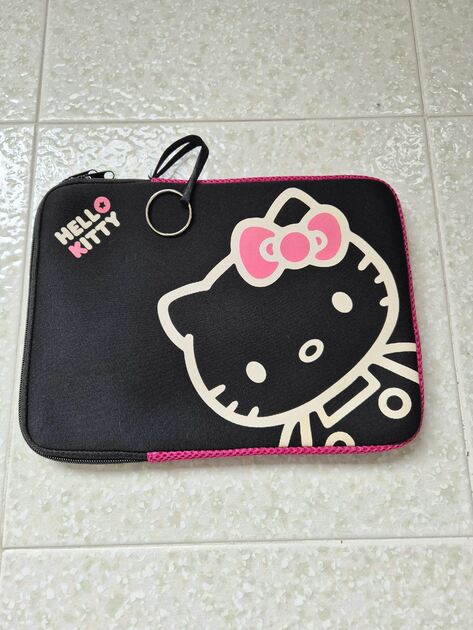 Bolsa para Tablet Hello Kitty . Acessórios de tablets