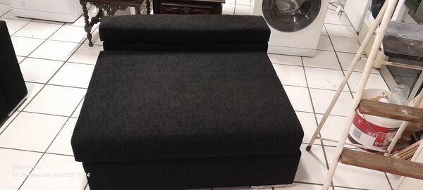 Sofá Chaise Longue. Sofás e Poltronas
