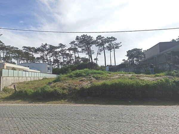 Terreno para construção na Marginal de Ofir - Espo. Lote