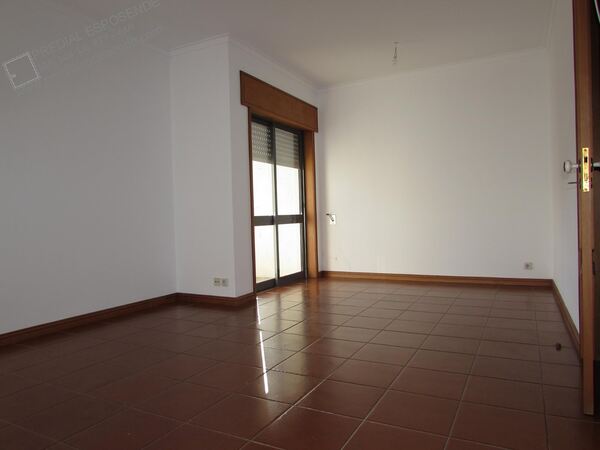 Apartamento T2 no centro de Esposende (2708). Casa e apartamentos para arrendar