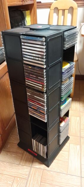 Porta Cd´s Rotativo. Outros (Eletrónica)