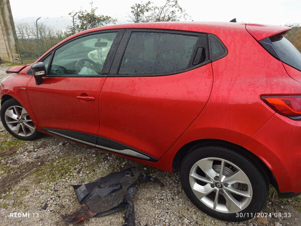 Para peças Renault Clio IV 0.9 TCE Ano 2016. Motor e componentes