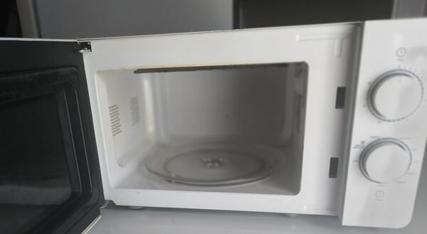 Microondas Becken. Microondas