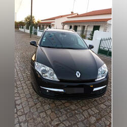 Renault laguna. Carros. 2009   306 km Manual Diesel 173 cv 4 portas Preto ABS Ar condicionado Farol LED Farol de Xénon Vidros eléctricos Aquecimento dos assentos Cruise control adaptativo Sistema de navegação Volante multi-funções