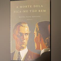 Vende-se livro  portes incluídos . Livros. Cascais. Romance Português    Novo / Como novo Capa mole
