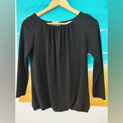 Blusa Manga Comprida Preto. Camisas e Blusas