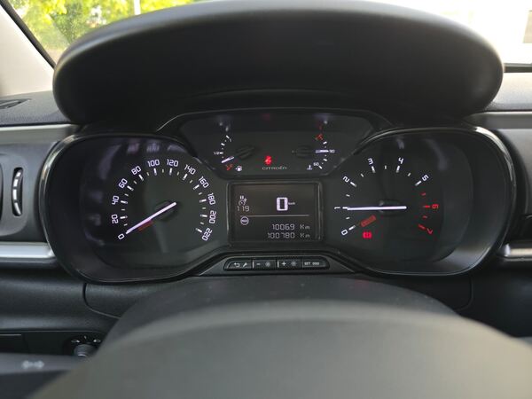 Citroen C3 puretech shine. Carros