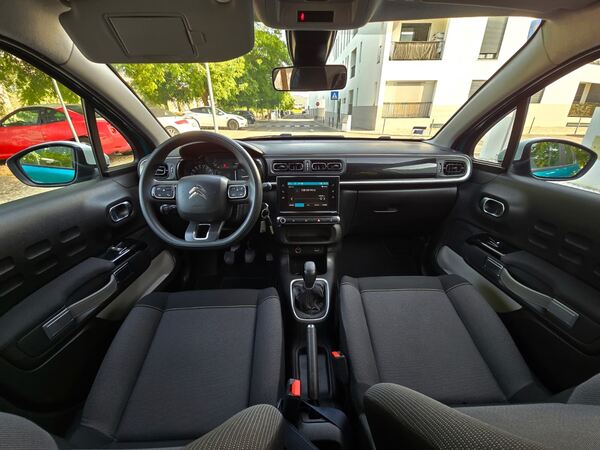 Citroen C3 puretech shine. Carros