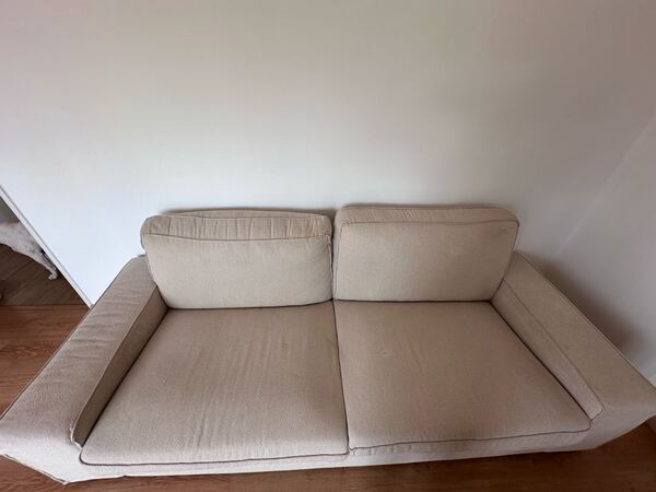 Sofa 3 lugares - KIVIK Ikea - Otimo estado. Sofás e Poltronas