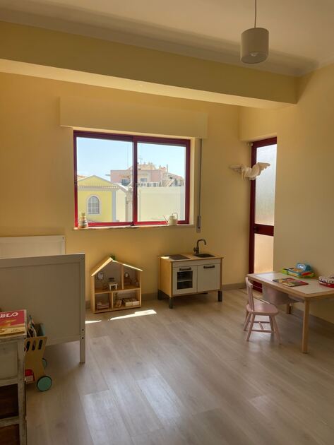 Apartamento T3 vista mar em Montenegro . Casa e apartamentos para vender