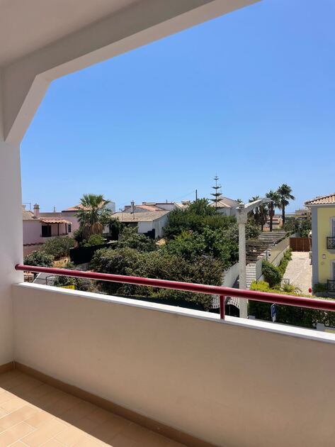 Apartamento T3 vista mar em Montenegro . Casa e apartamentos para vender