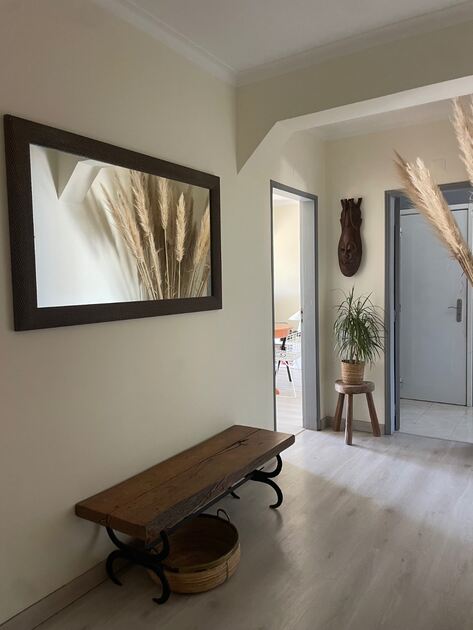 Apartamento T3 vista mar em Montenegro . Casa e apartamentos para vender