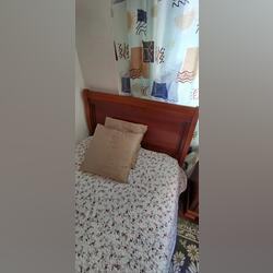 Quarto mobilado moderno, centro de Carnaxide. Ofereço Quarto para Arrendar. Oeiras. 15 m2 1 quarto Cama de solteiro   1 banho Curto (1-3 meses) Andar intermédio Internet Mobiliado Quarto privado Elevador Limpeza incluída Sem animais domésticos