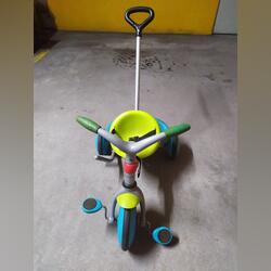 Vendo triciclo criança . Triciclos