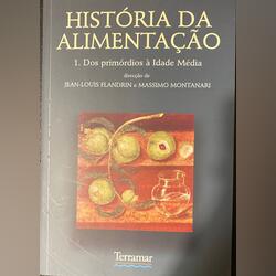 Vende-se livro portes incluídos . Livros. Cascais. História Português    Novo / Como novo Capa mole