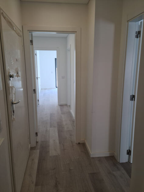 Apartamento T3 com dois lugares de estacionamento . Casa e apartamentos para vender