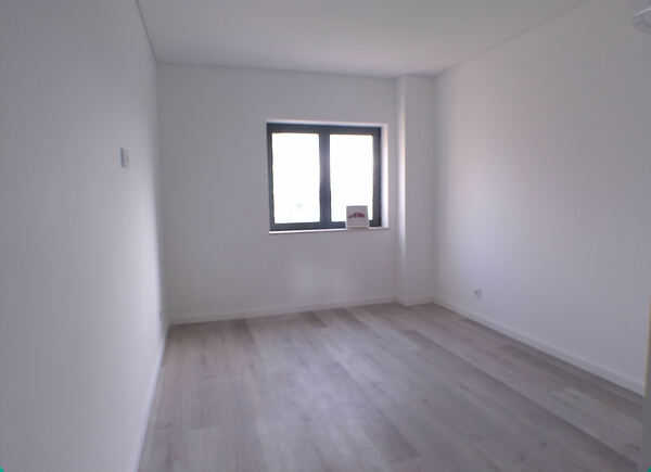 Apartamento T3 com dois lugares de estacionamento . Casa e apartamentos para vender