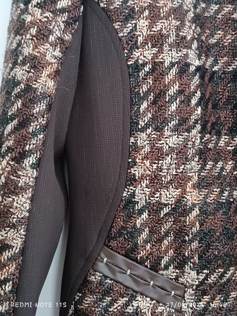 Blazer castanho PAZ TORRAS. Fatos e Blazers