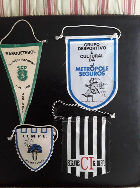 5 Galhardetes - antigos e raros. Outras Artes e Coleccionismo