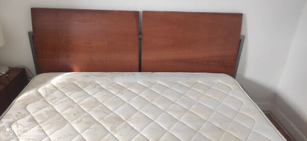 Cama de casal em madeira 🌸. Camas