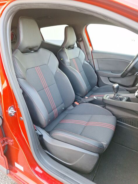 Renault Clio 15DCi RSLine 115Cv. Carros