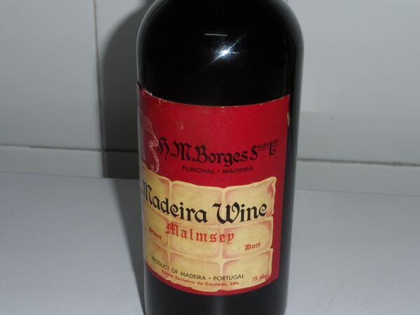Vinho da Madeira Malmsev Doce 0,75 cl e 18%. Alimentos e bebidas