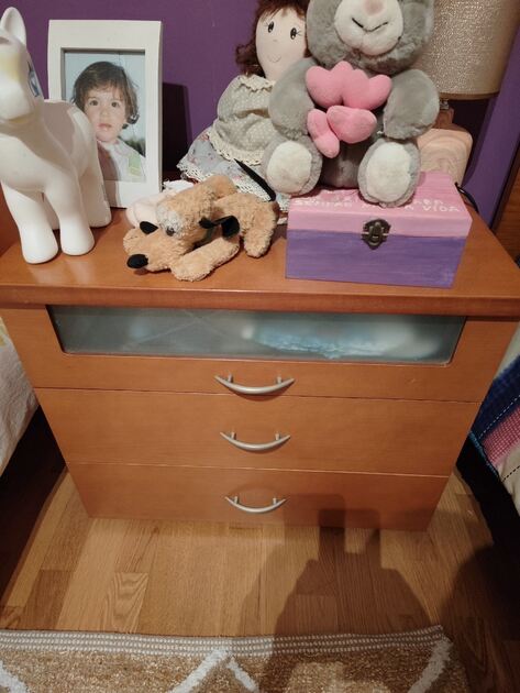 Mesa cabeceira . Cabeceiras de cama