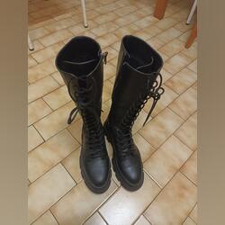 botas. Botas e botins. Albufeira. Bershka 37   Preto