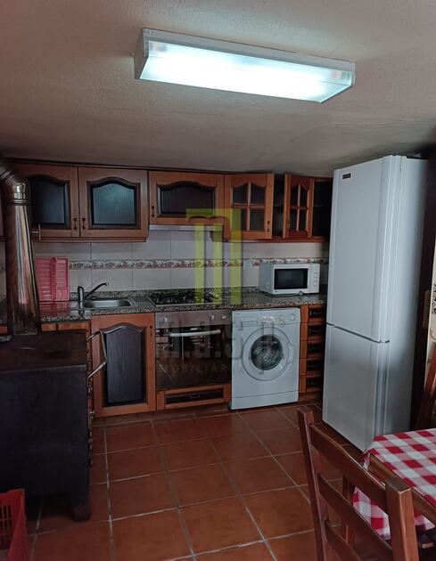 Casa da aldeia T1 pronta a habitar . Casa e apartamentos para vender