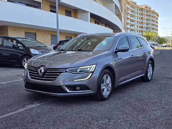 Renault Talisma. Carros