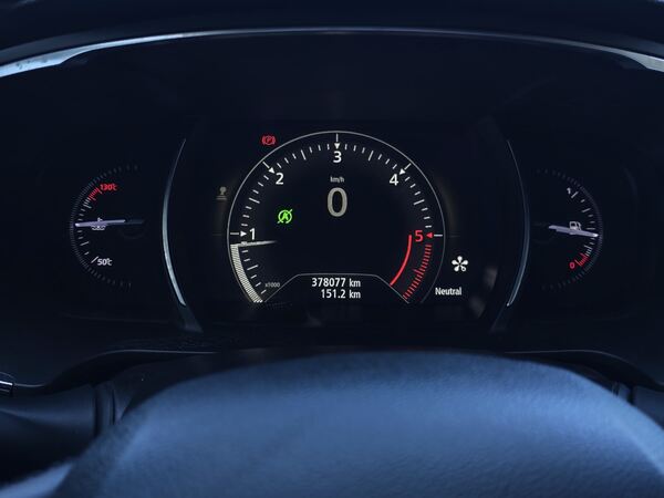 Renault Talisma. Carros