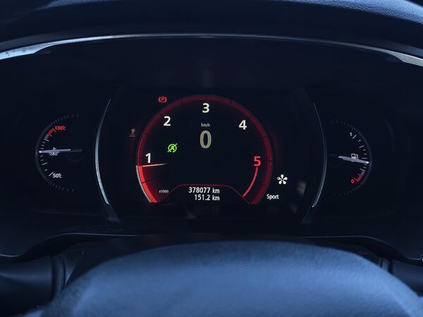 Renault Talisma. Carros