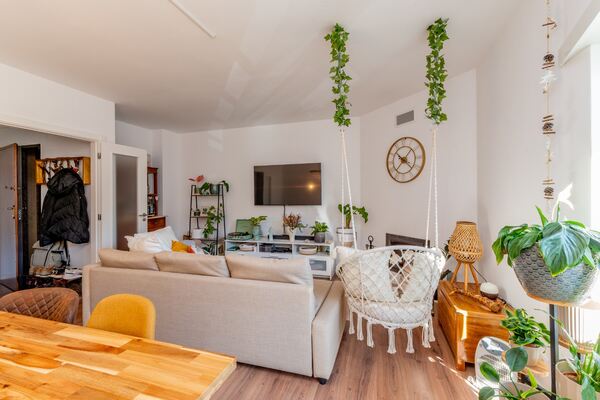 Apartamento T2 a 5 min. do centro de T. Vedras. Casa e apartamentos para vender