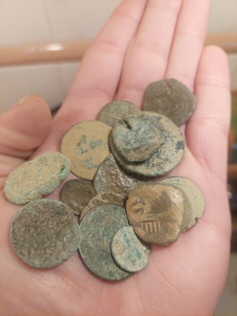 Lote 20 moedas romanas e medievais. Moedas