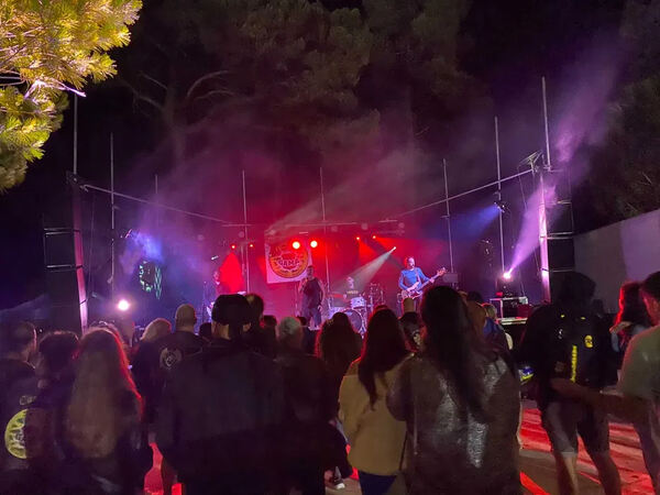 Aluguer Som & Luz Para Festas/Eventos. Atividades e Grupos