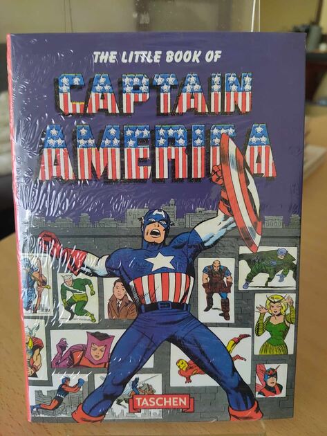 Livro “The Little Book of Captain America”. Banda Desenhada