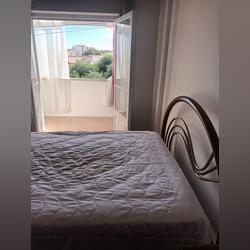 Aluga se quarto. Ofereço Quarto para Arrendar. Sintra. 16 m2 1 quarto Cama de casal   1 banho Andar baixo Internet Mobiliado Quarto privado Proibido fumar