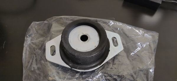 Peça Ridex. Motor e componentes